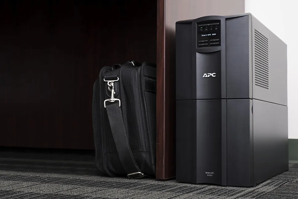 APC® Smart-UPS 10-Outlet Tower With SmartConnect, 3,000VA/2,700 Watts, SMT3000C