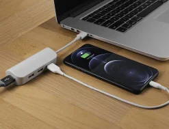 Ativa® 4-Port USB 2.0 Hub, 8.1