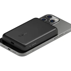Belkin BoostCharge Magnetic Wireless Power Bank 2.5K - 2500 mAh - Black