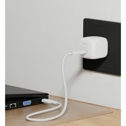 Belkin 45W Portable USB-C Wall Charger - 1xUSB-C (45W) - Fast Charge - Power Adapter - White - 45 W - White