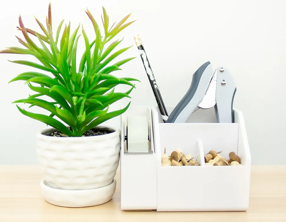 Bostitch Office EZ Squeeze One-Hole Punch, 10-Sheet Capacity, Lightweight, Gray/Blue