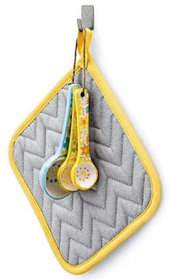 Command Damage-Free Removable Metal Hooks, Small, 5/8