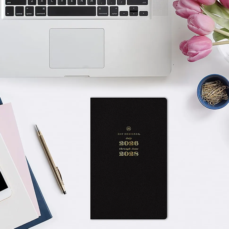 Deluxe Planner DD Black FL 5x8 AY26–27 Monthly