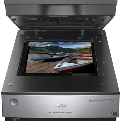 Epson Perfection V850 Pro Flatbed Scanner - 6400 dpi Optical - 48-bit Color - 16-bit Grayscale - Desktop - USB