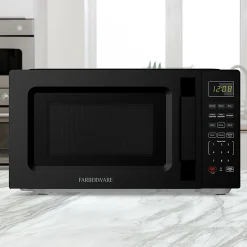 Farberware 700W Compact Countertop Microwave Oven, 0.7 Cu. Ft., Black, Total Qty 1