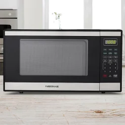 Farberware 1000W Countertop Microwave Oven, 1.1 Cu. Ft., Black/Silver, Total Qty 1