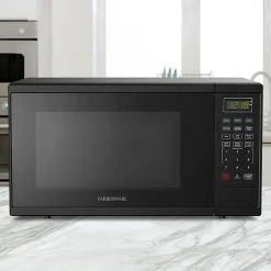 Farberware 1000W Microwave Oven, 1.1 Cu. Ft., Black, Total Qty 1