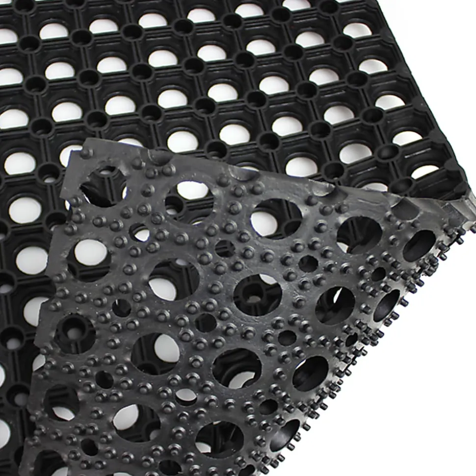 Floortex® Doortex® Octomat All Seasons Outdoor Entrance Mat, 32" x 48", Black, NREMFLRU0015