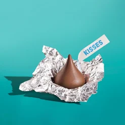 HERSHEY'S KISSES Milk Chocolate Candy, 30 oz