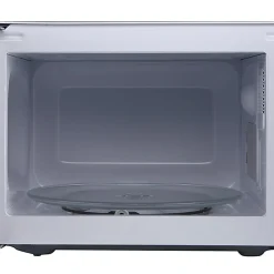 Magic Chef 0.7 Cu. Ft. 700W Countertop Digital Touch Microwave, White