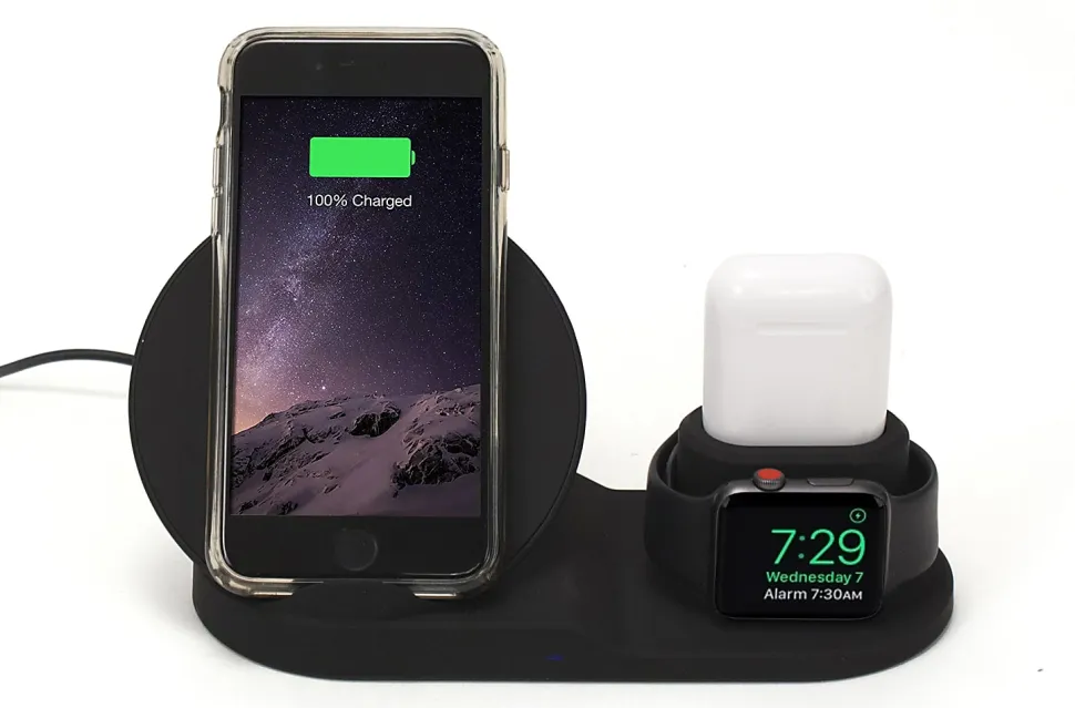 M-Edge 3-In-1 Charger For Apple Products, Black, CH-TRIP-P-B