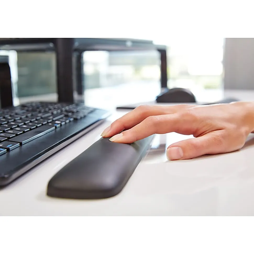 3M™ Gel Wrist Rest for Keyboards, Soothing Gel Technology For Comfort And Support, 19" Wide, Black