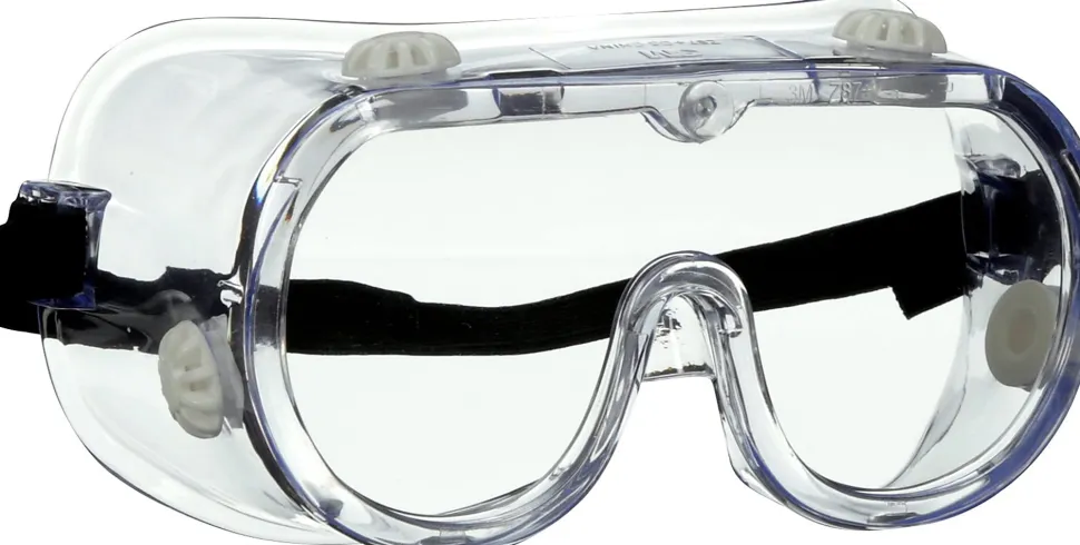 3M Goggle Chemical Splash, 1 Pack of Safety Goggles, Black Strap, Clear Lens