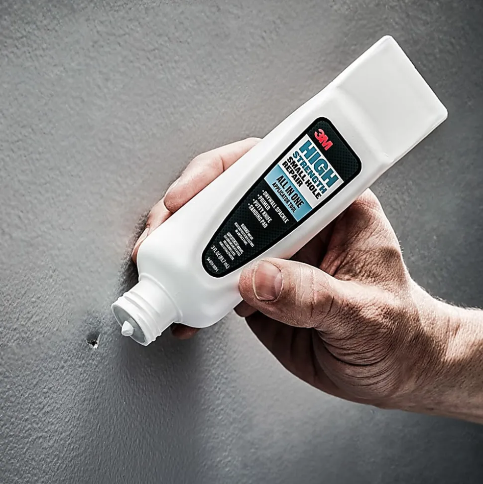 3M™ High Strength Small Hole Repair, 1 Pack, All in One Applicator Tool, Quick and Easy Repair for Nicks and Nail Holes