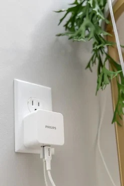 Philips GaN Dual-Port USB Wall Charger With Power Delivery, 6', White