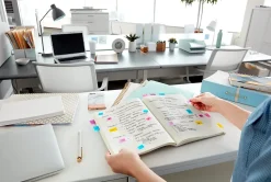 Post-it® Flags, 1