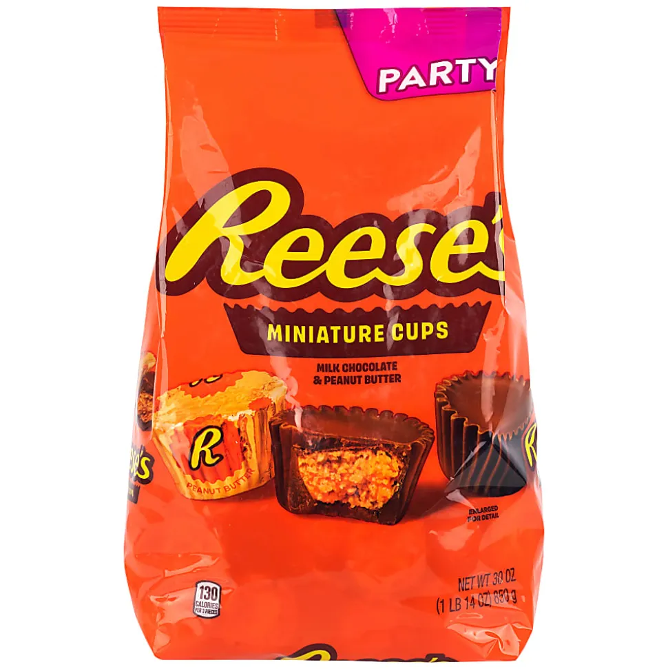 REESE'S Milk Chocolate Peanut Butter Cups Miniatures Candy, 30 oz