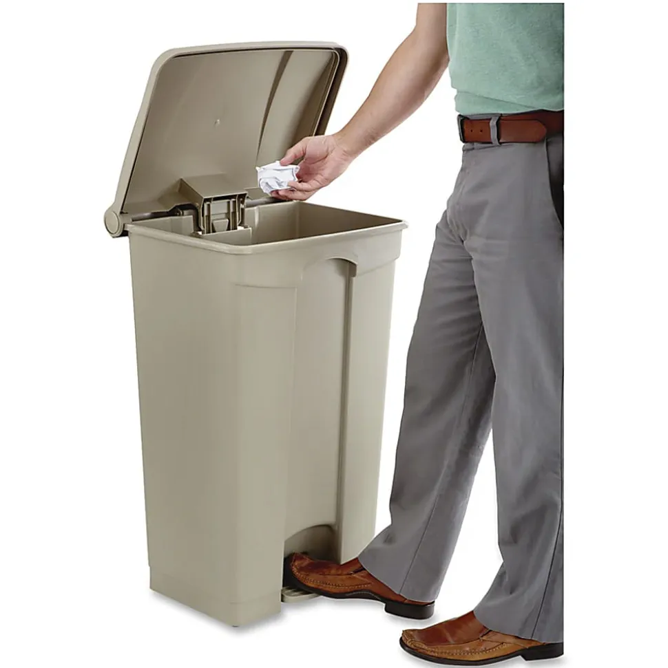 Safco® Plastic Step-On Receptacle, 23 Gallon, Tan