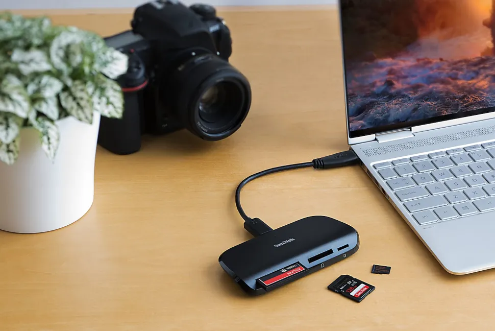 SanDisk ImageMate® Pro USB Type-C Reader/Writer, Black