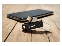SanDisk® iXpand USB 3.0/Lightning Flash Drive, 64GB, Silver