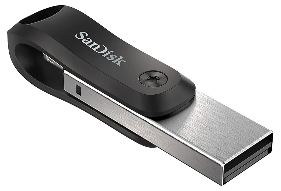 SanDisk® iXpand USB 3.0/Lightning Flash Drive, 64GB, Silver