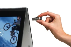 SanDisk Ultra Flair™ USB 3.0 Flash Drive, 256GB, Silver