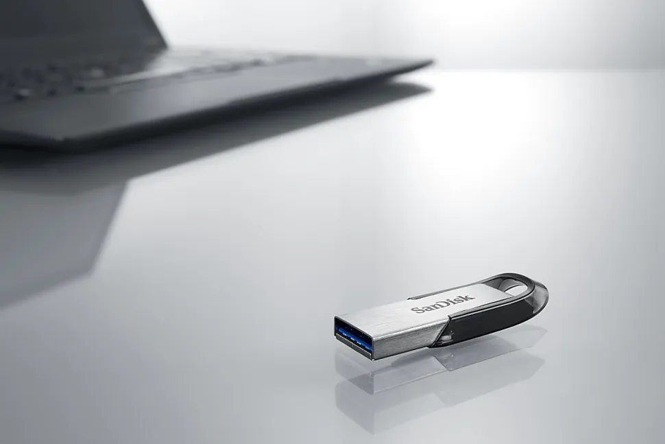 SanDisk Ultra Flair USB 3.0 Flash Drive, 512 GB, Silver