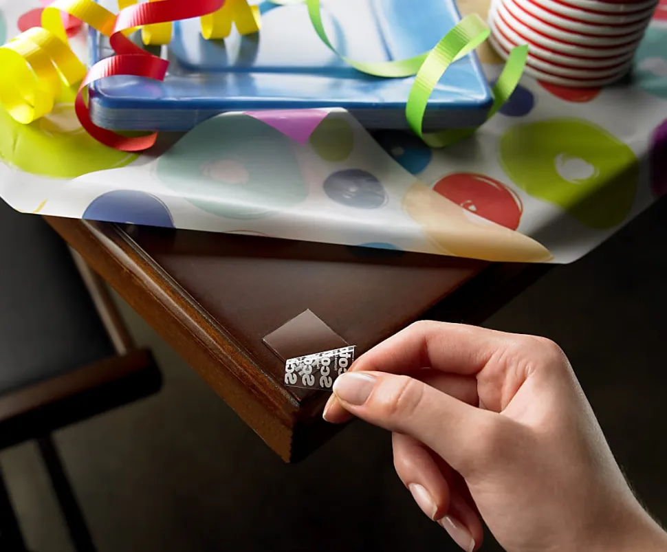 Scotch® Restickable Mounting Dots , 0.875 in x 0.875 in (2.2 cm x 2.2 cm)