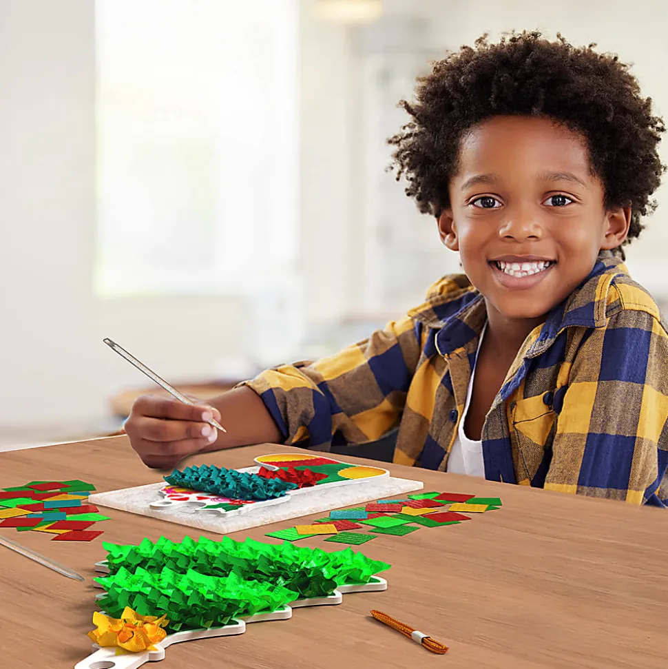 Skillmatics Poke in Art Christmas Activity Craft Kit