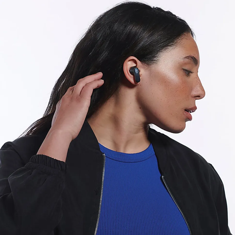 Skullcandy Rail True Wireless Noise-Canceling Bluetooth® Earbuds With Microphone And Charging Case, True Black, S2IPW-P740