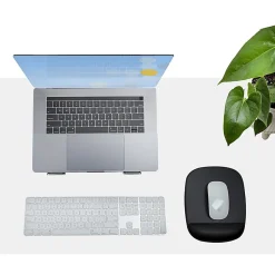 StarTech.com Mouse Pad with Hand rest, 6.7x7.1x 0.8in (17x18x2cm), Ergonomic Mouse Pad w/ Wrist Support, Non-Slip PU Base, Gel Mouse Pad