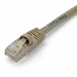 StarTech.com 2-to-1 RJ45 Splitter Cable Adapter - Network splitter - RJ-45 (M) - RJ-45 (F) - RJ45SPLITTER