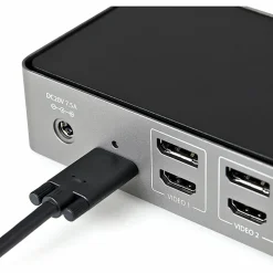StarTech.com USB-C & USB-A Dock - Hybrid Triple Monitor Laptop Docking Station DisplayPort & HDMI 4K 60Hz/85W PD/6x USB/GbE/USB 3.1 Gen 2
